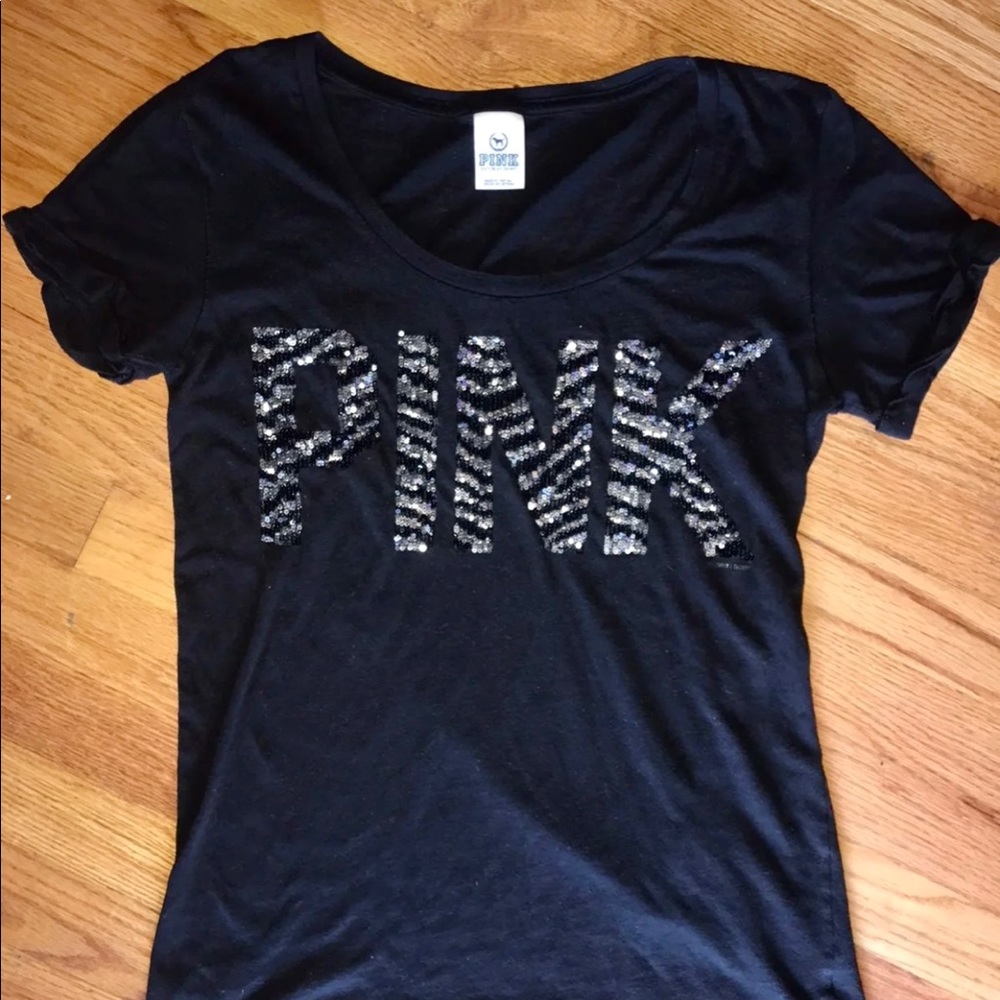 Women’s size Large, VS PINK Bling T Shirt!